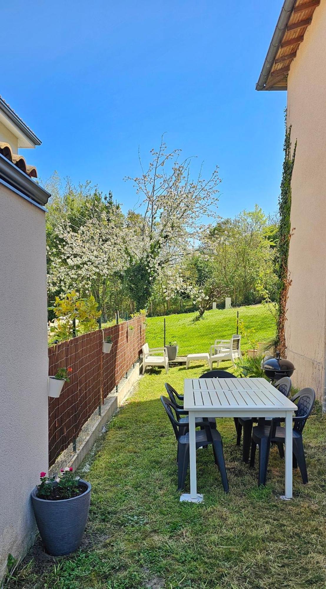Appartement Lumineux Et Calme En Rez-De-Jardin Castanet-Tolosan Bagian luar foto