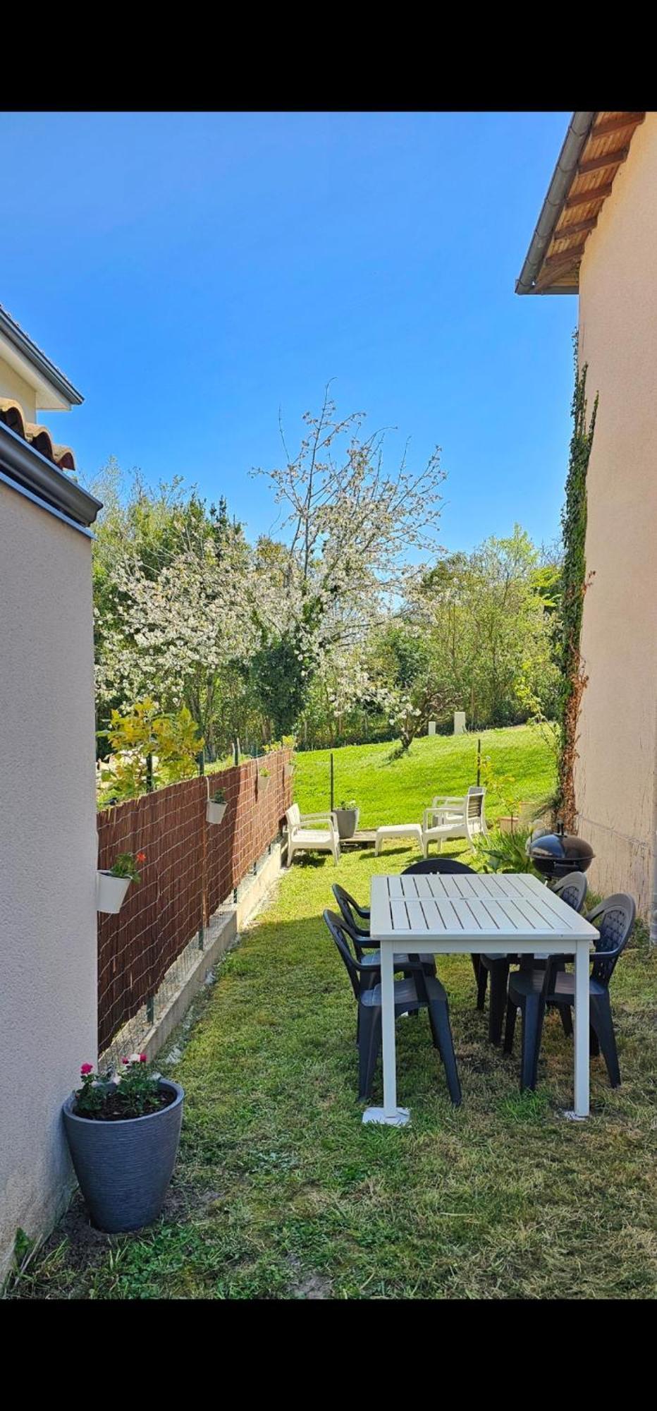 Appartement Lumineux Et Calme En Rez-De-Jardin Castanet-Tolosan Bagian luar foto